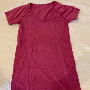 Lululemom Swiftly Tech Top